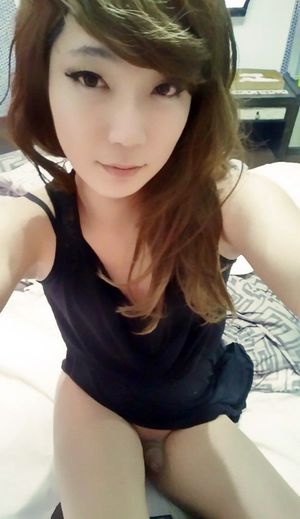 Virgin chinese t-girl demonstrates bare selfies